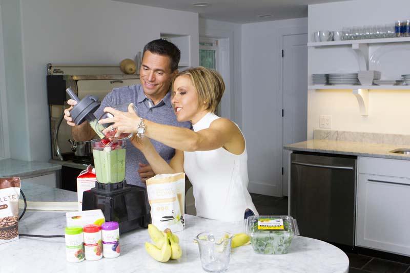 Craig and Jenny demonstrating the ideal breakfast components to fuel your day with maximum energy. 